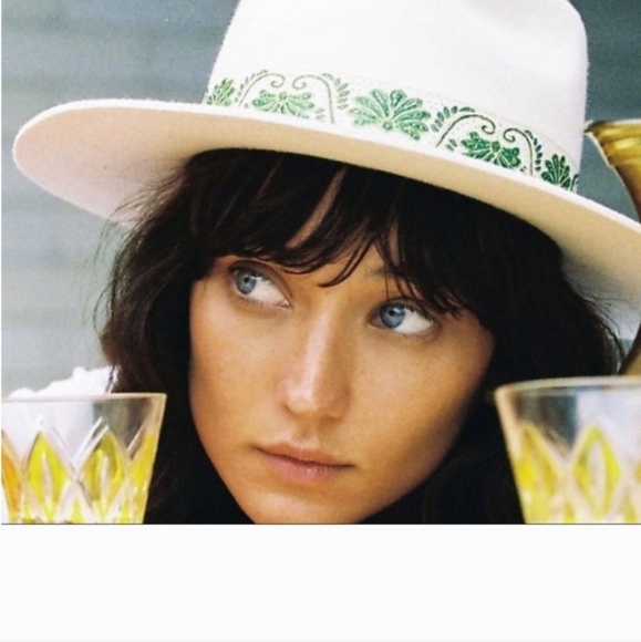 Vintage classic fedora in white ivory with embroidered  ivy green… - Picture 3 of 14